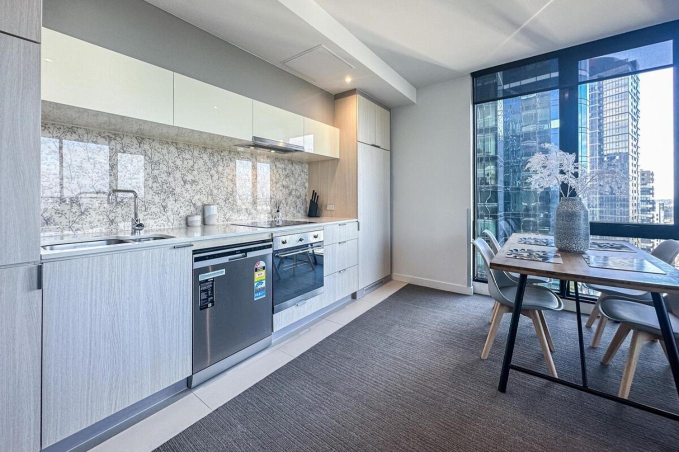 Leisure 2Br1Ba Apt Southbank Free Parkingpool Melbourne Exterior photo